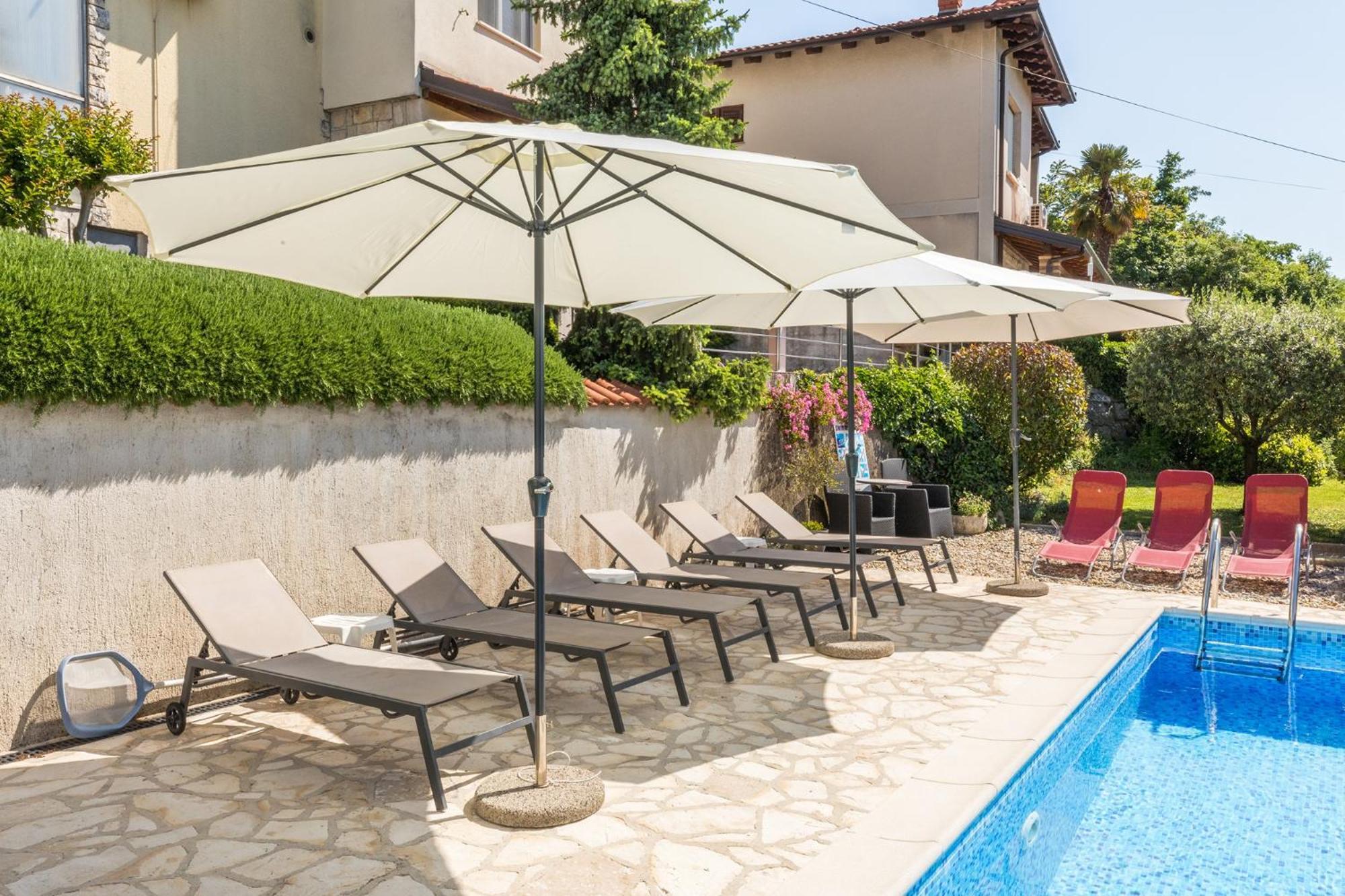 Apartments Dorijan With Pool Matulji Exterior foto